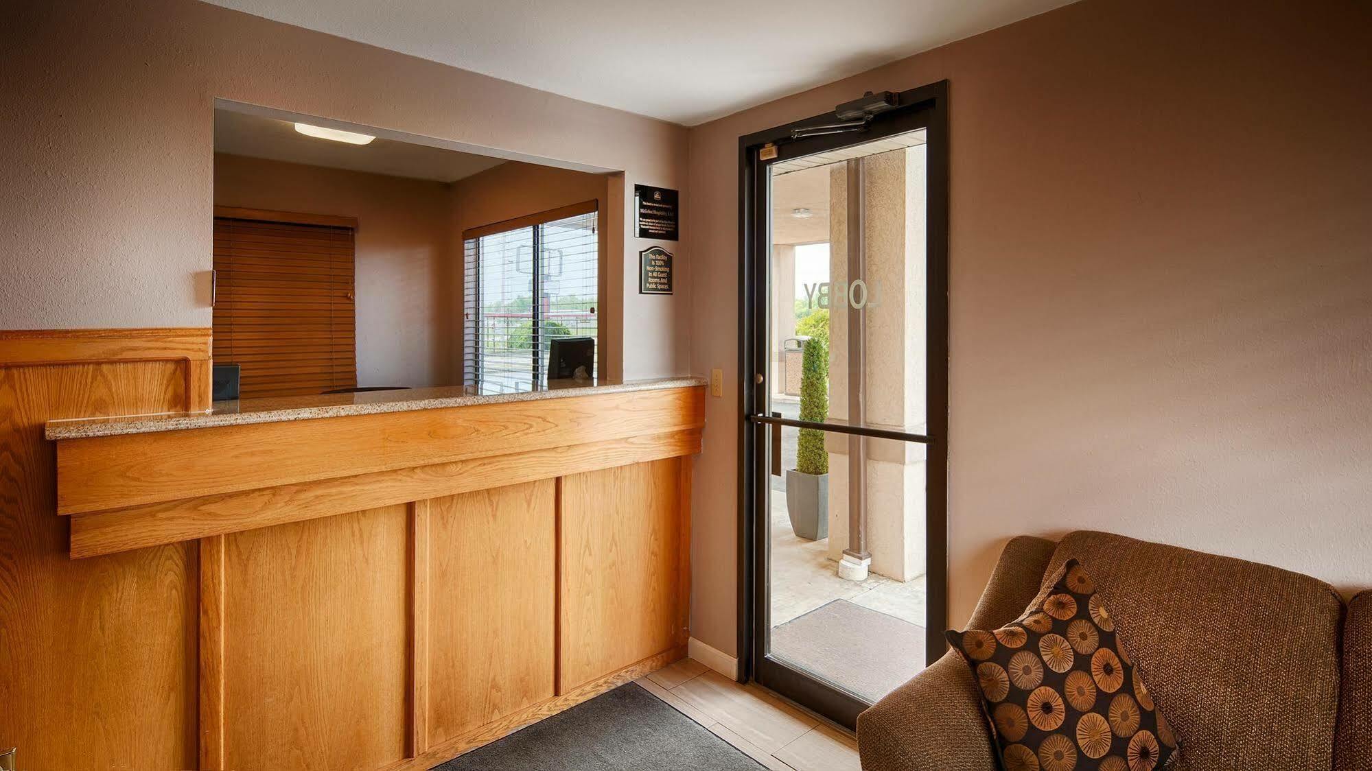 Hotel Super 8 By Wyndham 3*